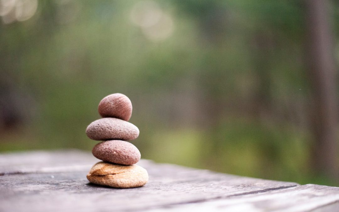 Striking a Balance: Setting Boundaries as a Financial Adviser for a Healthier Work Life